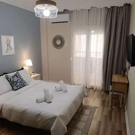 στην πόλη - Thess