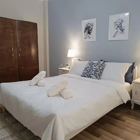 στην πόλη - Thess Salonicco